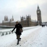 Heavy snowing in London